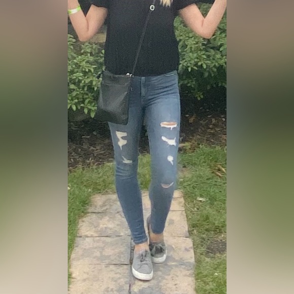 Abercrombie Simone super high rise skinny Jean - Picture 2 of 3